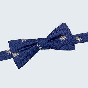 Geoffrey Bean Bull Dog Dogs Adjustable Bow Tie Navy Blue 80% Silk Blend